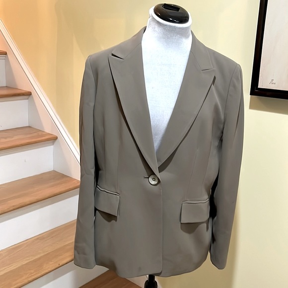 Kasper Sage Single Button Blazer - Picture 2 of 11
